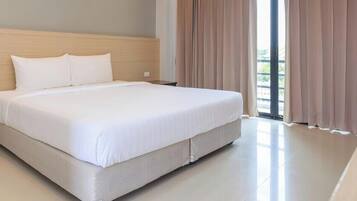 Standard Double Room | Desk, blackout curtains, free WiFi, bed sheets