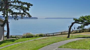 Rumah, 2 kamar tidur, pemandangan laut | Pemandangan danau