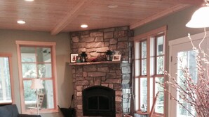 House, Multiple Beds, Sea View (219 - Westside Waterfront View home) | Dining - Westside Waterfront View home (Greenbank)