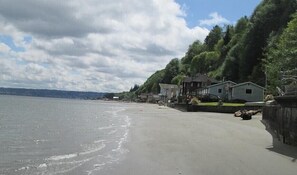 House, 2 Bedrooms, Sea View | Beach