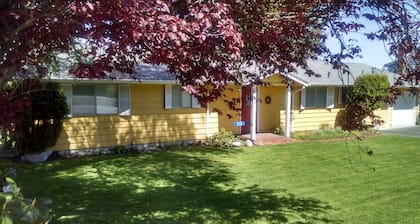 6th Street Langley Vacation House