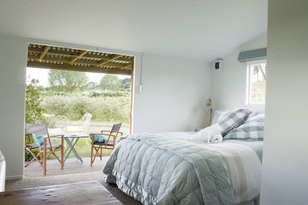 Gorgeous Romantic Countryside Cottage | View from room