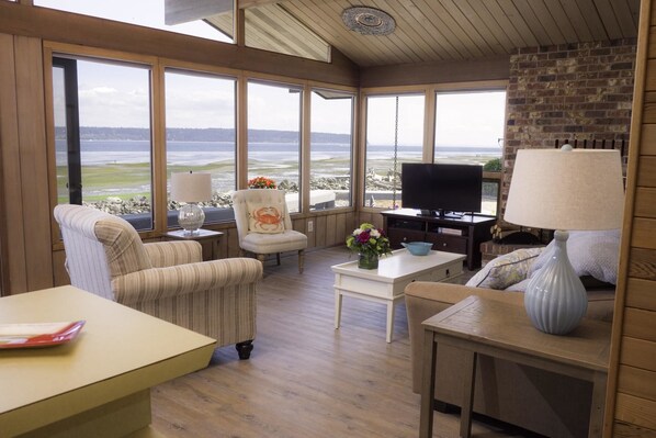 House, 3 Bedrooms, Sea View | Living room