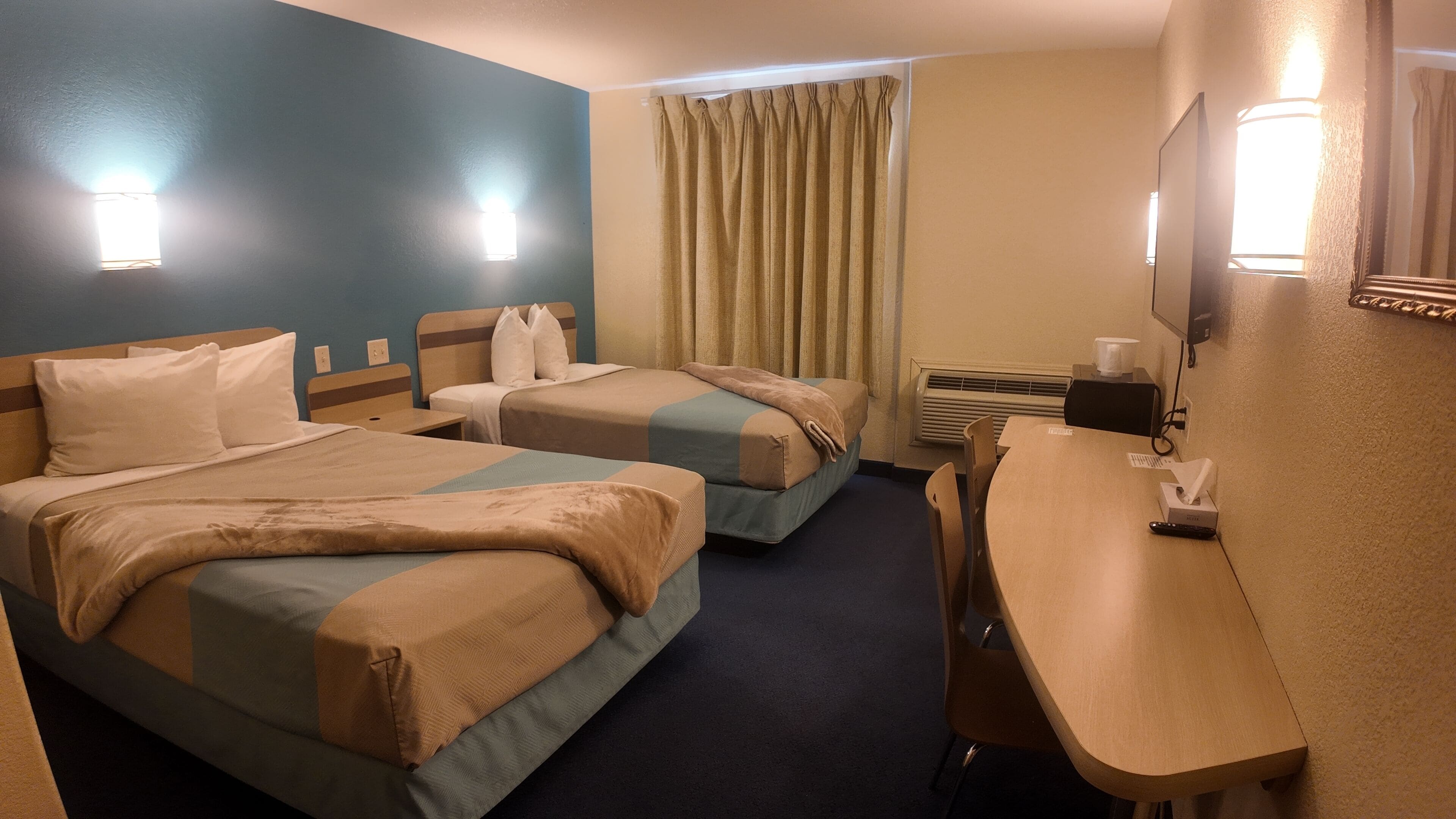 Habitació individual Deluxe, diversos llits, no fumadors | Escriptori, habitacions insonoritzades, wifi gratuïta i roba de llit 