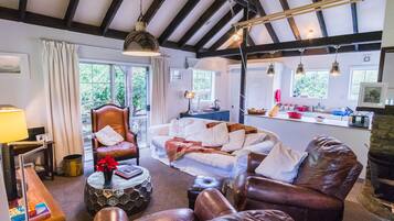 Pintu masuk interior