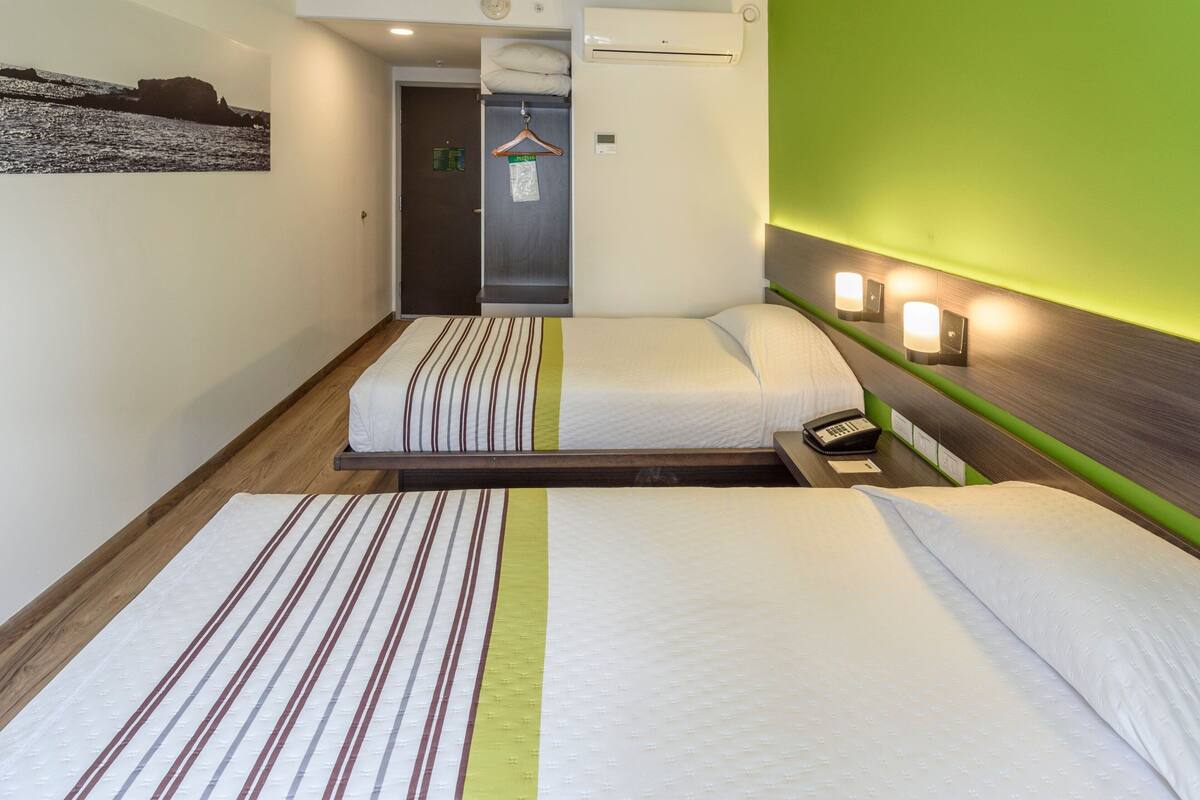 room, 2 single beds | desk, soundproofing, free wifi