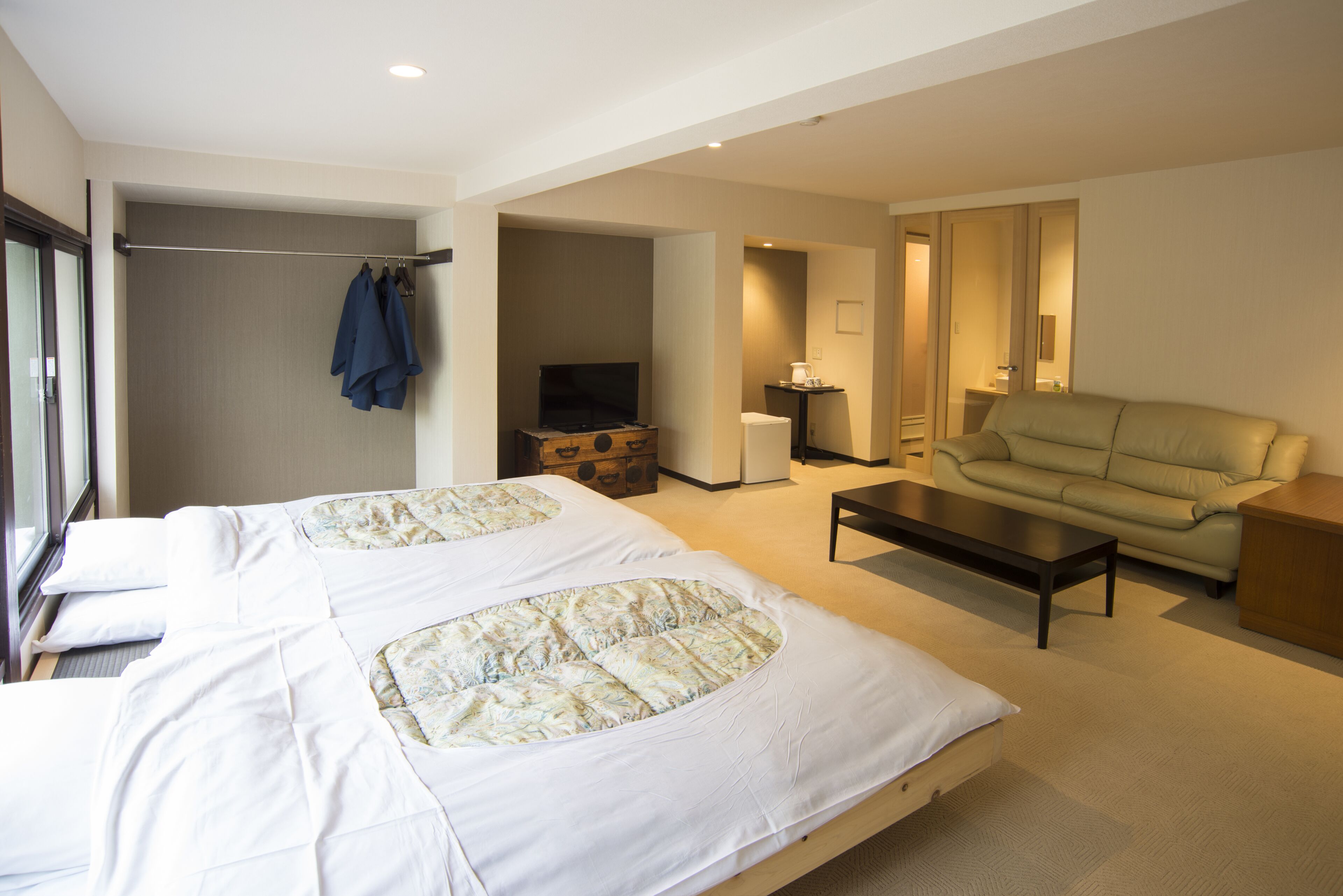 家庭三人房, 3 张单人床, 无烟房, 私人浴室 (with Shower and Hot Spring) | 免费 WiFi、床单