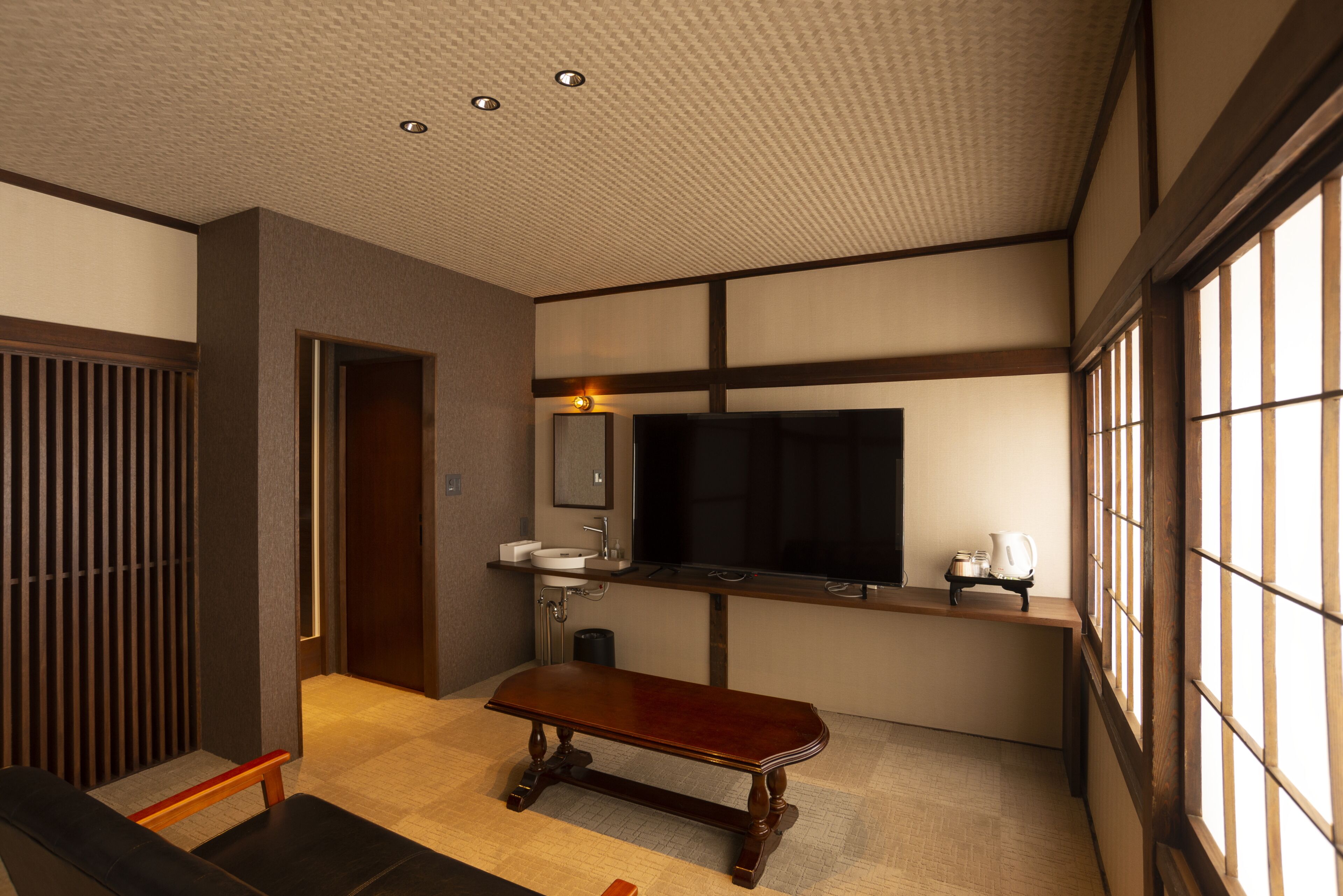 Japanese Modern Superior Room with Shower, Non Smoking | Free WiFi, bed sheets