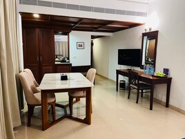 1 habitación, ropa de cama de alta calidad y minibar