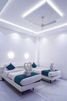 1 habitación, ropa de cama de alta calidad y minibar 