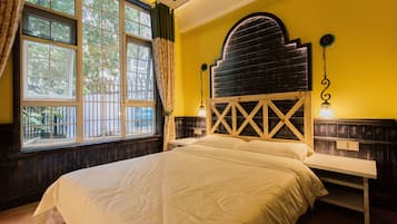 Double Room | In-room safe, free WiFi