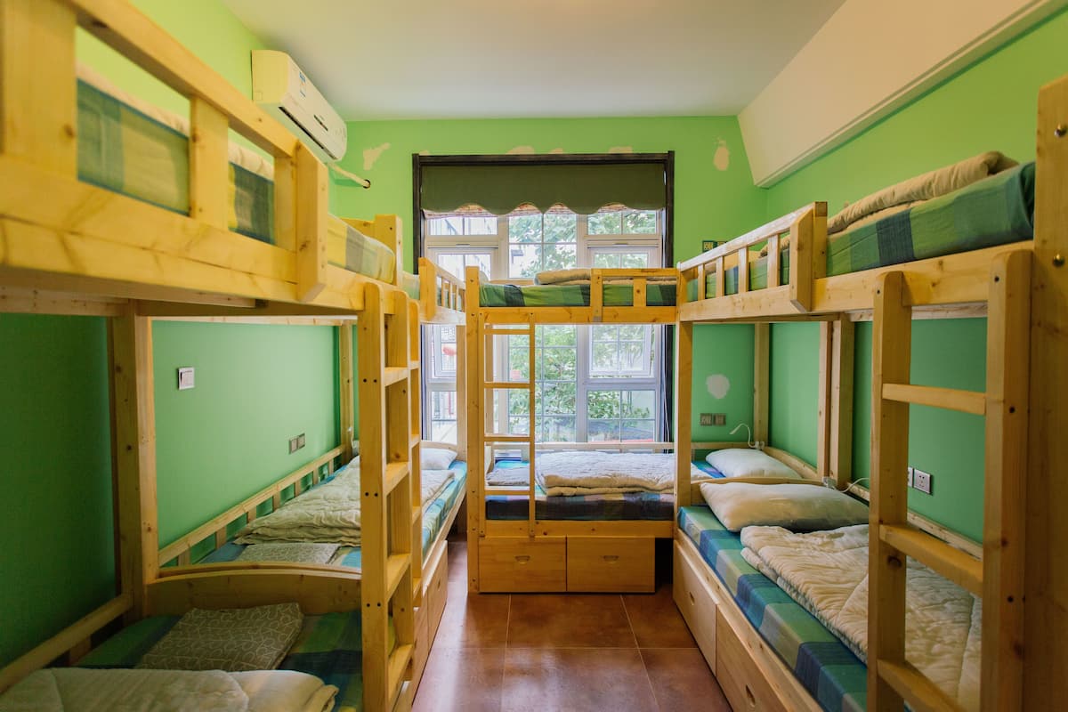Male Dormitory Bed