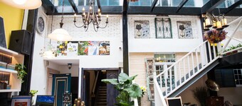 7 Sages Bell Tower Youth Hostel