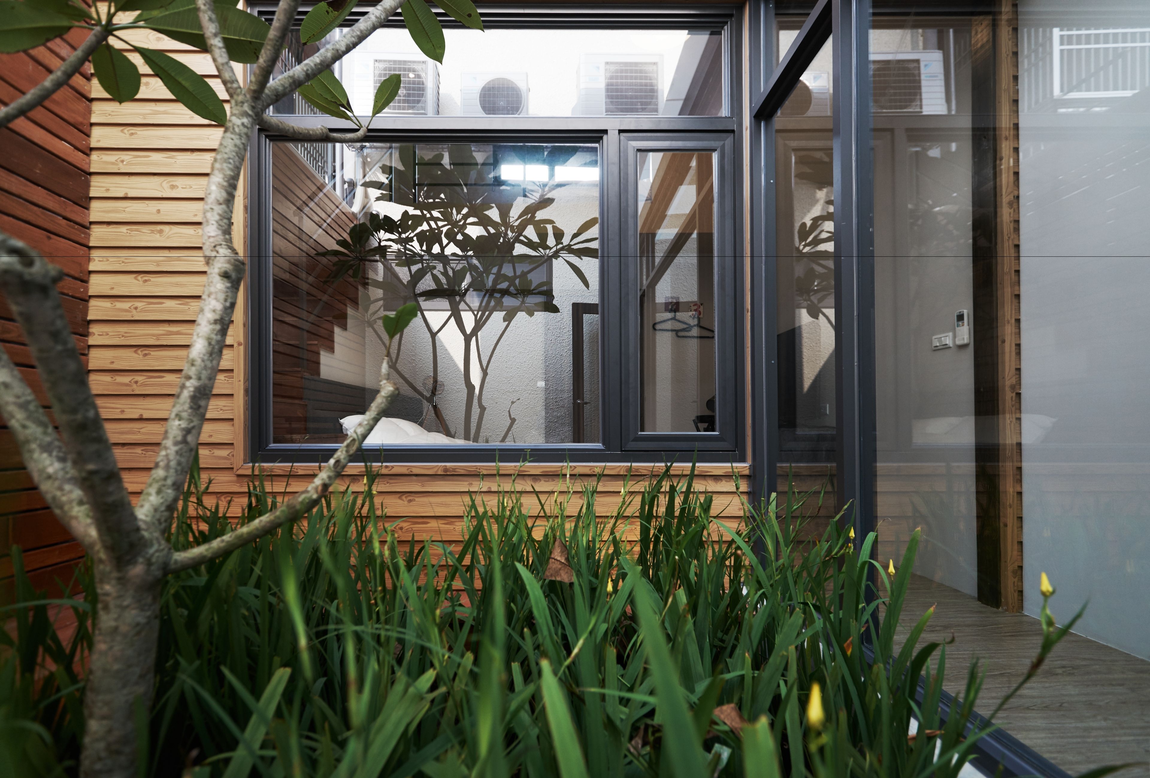 Premium bedding, free WiFi, bed sheets