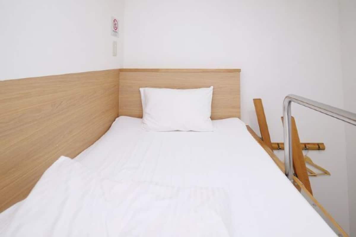 Blackout curtains, free WiFi, bed sheets