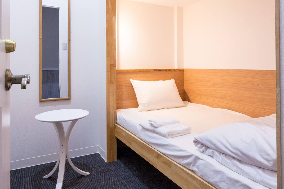 Blackout curtains, free WiFi, bed sheets