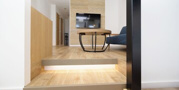 Cortinas blackout, wifi gratis y ropa de cama 