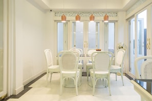 Breakfast area - Noursabah Bed Bangkok (Bangkok)