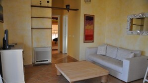 Unclassified image, 5 of 10, button - Villa Duca (San Teodoro)