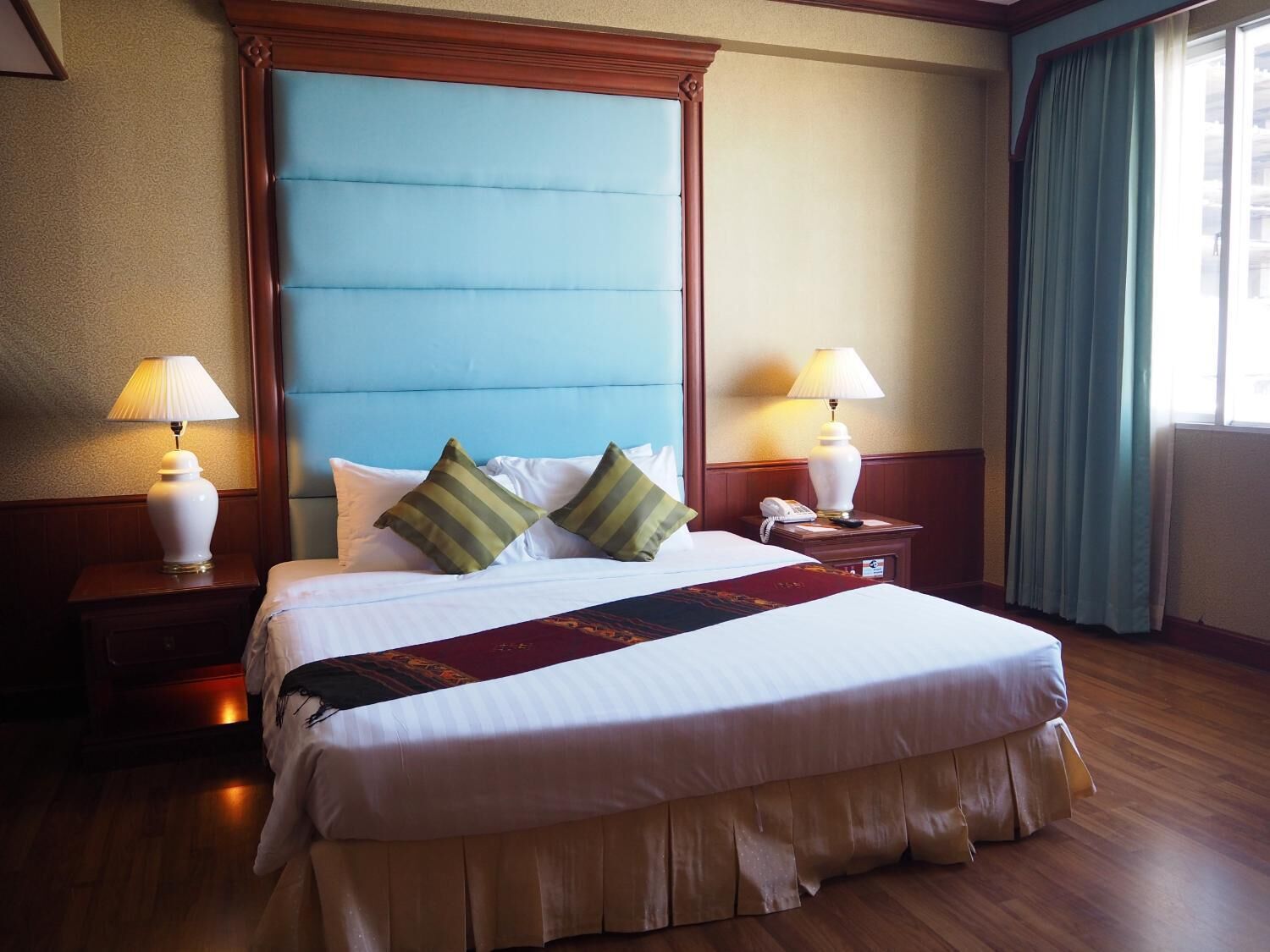 minibar, in-room safe, desk, blackout curtains