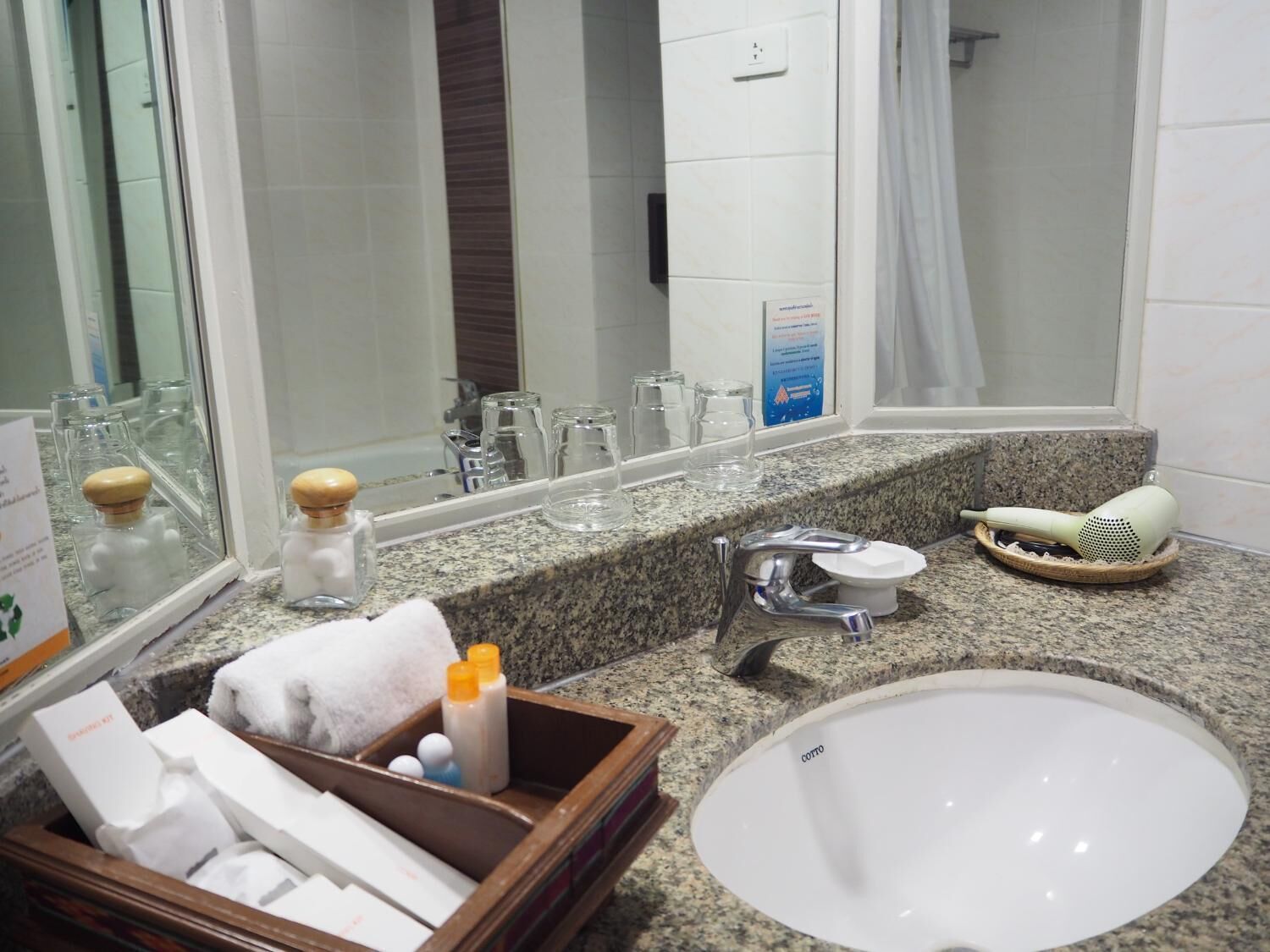 combined shower/bathtub, deep-soaking bathtub, designer toiletries