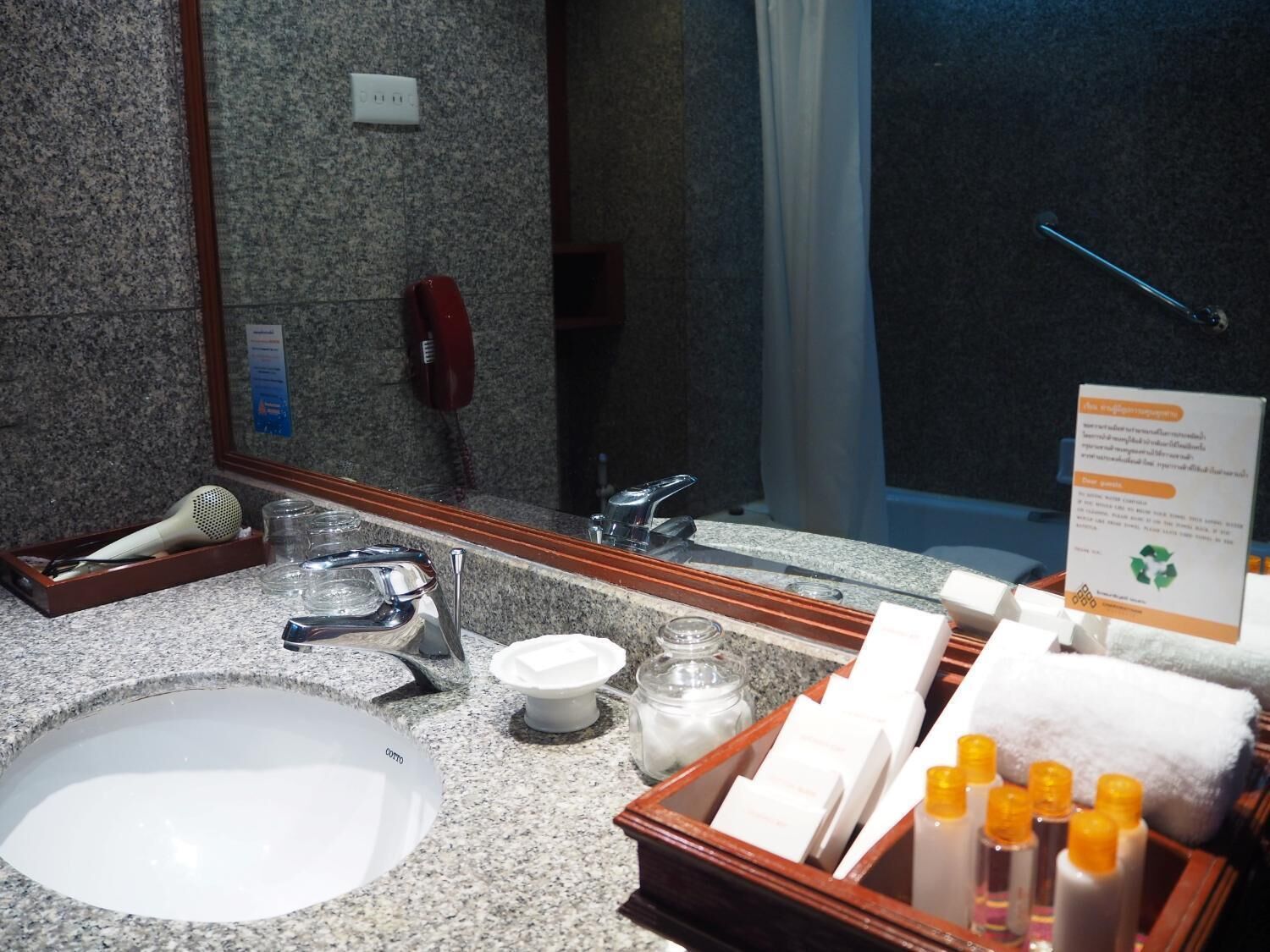 combined shower/bathtub, deep-soaking bathtub, designer toiletries