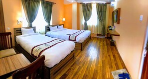 2 bedrooms, Egyptian cotton sheets, premium bedding, pillowtop beds