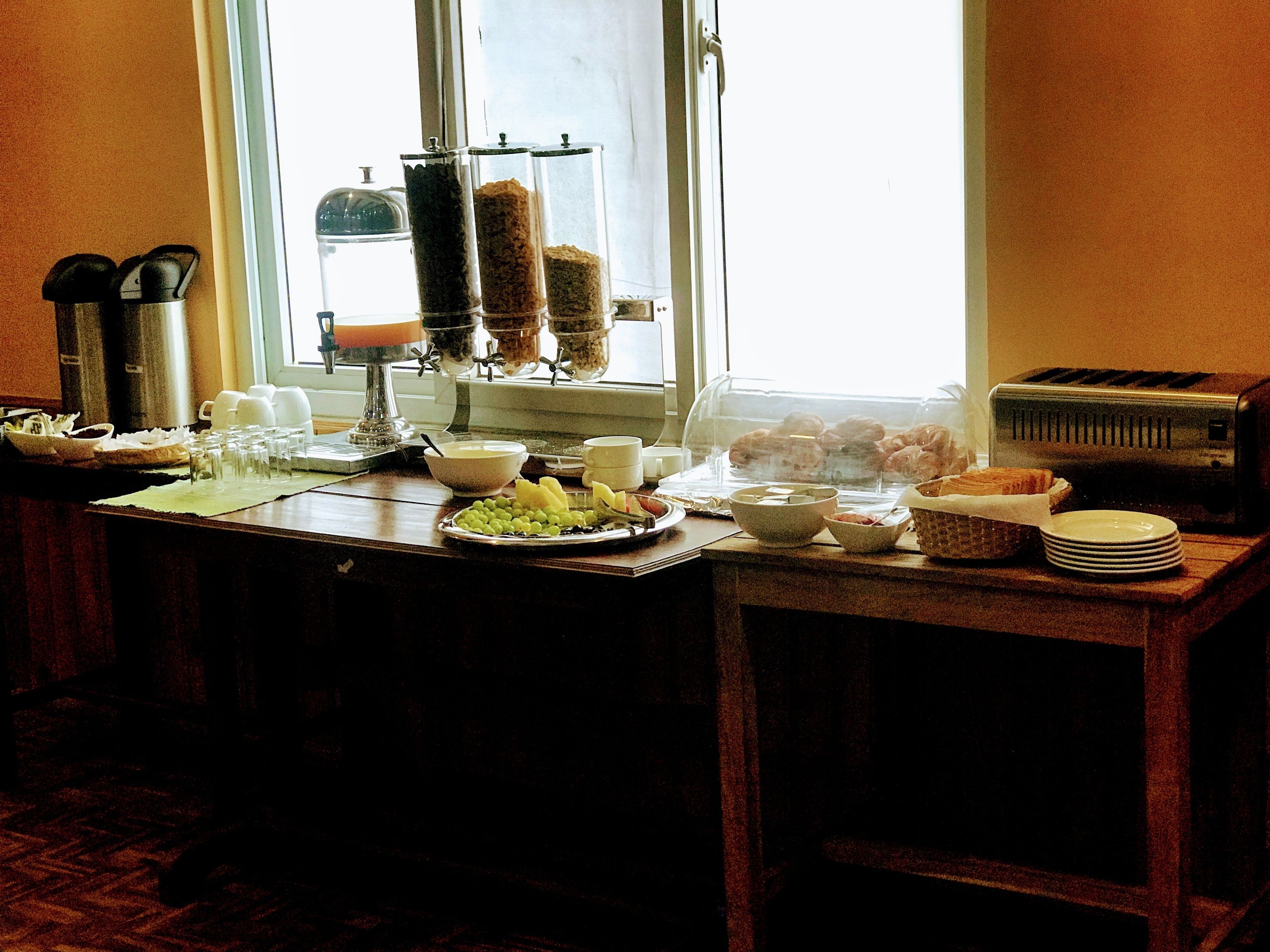daily buffet breakfast (usd 5 per person)