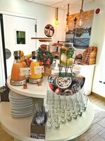 Daily buffet breakfast (EUR 17 per person)