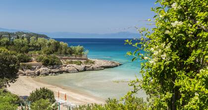 Electra Beachfront Villa