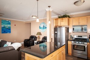 Condo, 2 Bedrooms, Beach View, Beachfront | Private kitchen | Fridge, microwave, oven, stovetop - Keystone Vacation Rentals - Pacific Escape Condo (Lincoln City)