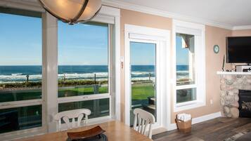 Condo, 2 Bedrooms, Beach View, Beachfront | View from room