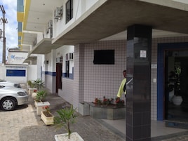 Entrada al alojamiento