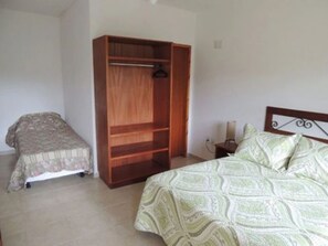 Deluxe Triple Room | Minibar, desk, free cots/infant beds, rollaway beds
