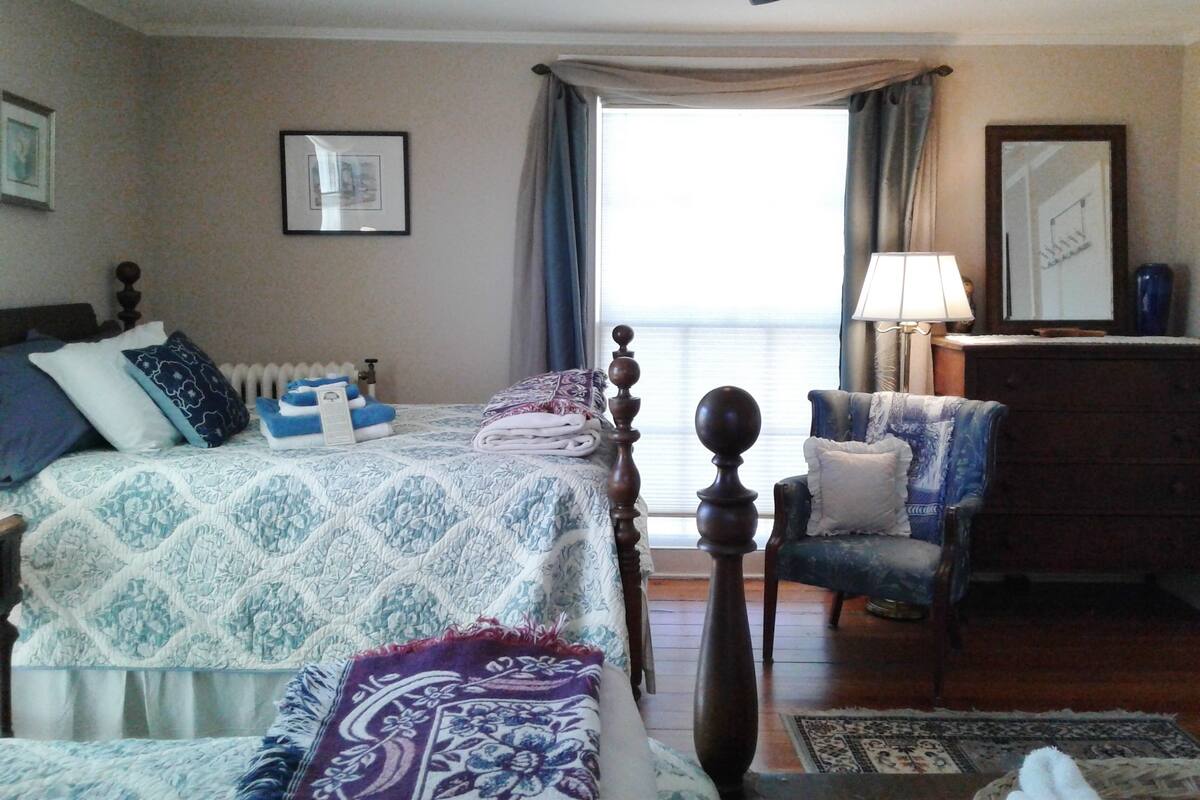 Room, 2 Double Beds, Shared Bathroom (The Anna Griswold Blue Room) | Desk, iron/ironing board (on request), rollaway beds (surcharge)