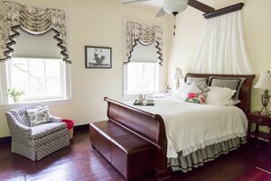 Suíte, banheiro privativo (Jane Howison Beale Suite) | Roupas de cama premium, camas com colchões pillow-top, Wi-Fi de cortesia