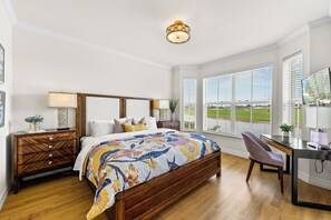 Deluxe Condo, 2 Bedrooms, Golf View, Lakeside | 2 bedrooms, iron/ironing board, free WiFi, bed sheets