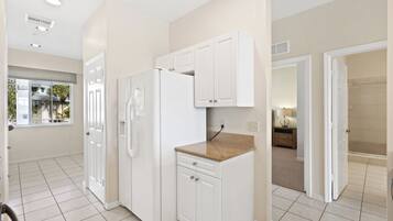 Maison Deluxe, 2 chambres, vue golf, en bord de lac | Cuisine privée