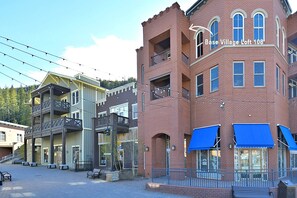 واجهة المنشأة