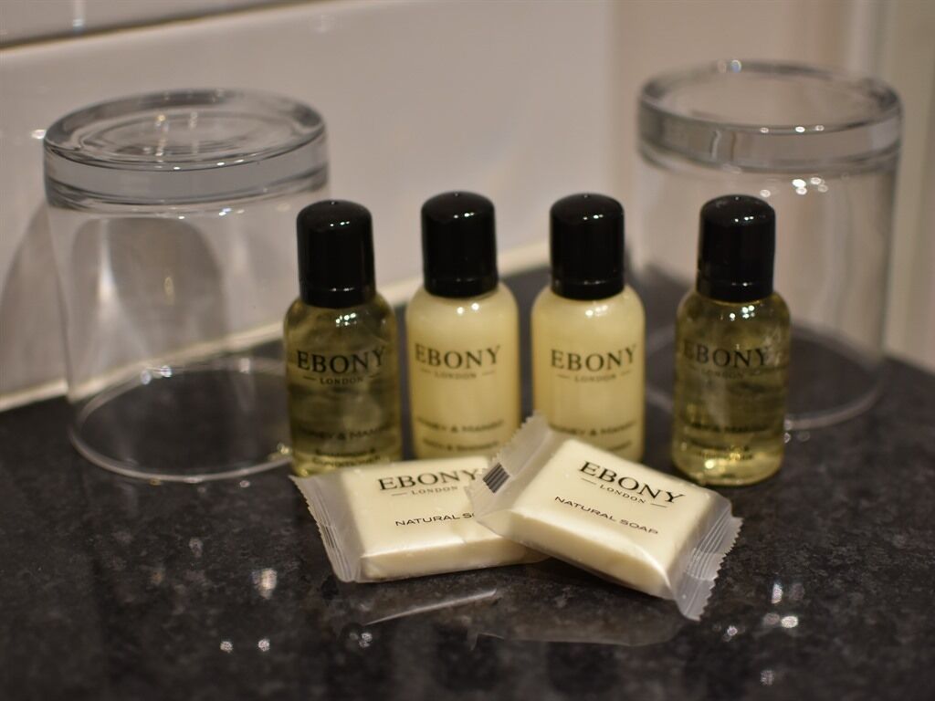 double room, ensuite | bathroom