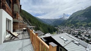 One-Bedroom Apartment with Matterhorn View | Balcony view