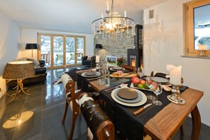 公寓 | 房內用餐區