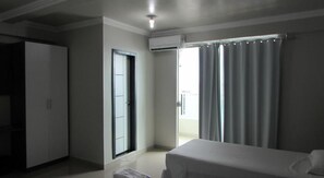 Superior Suite | Minibar, desk, iron/ironing board, rollaway beds - Tapajós Center Hotel (Santarém)