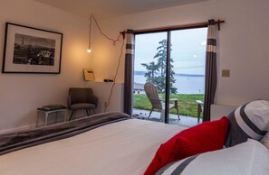 House, 3 Bedrooms, Sea View