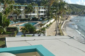 Standard Apartment, 2 Bedrooms | Beach/ocean view