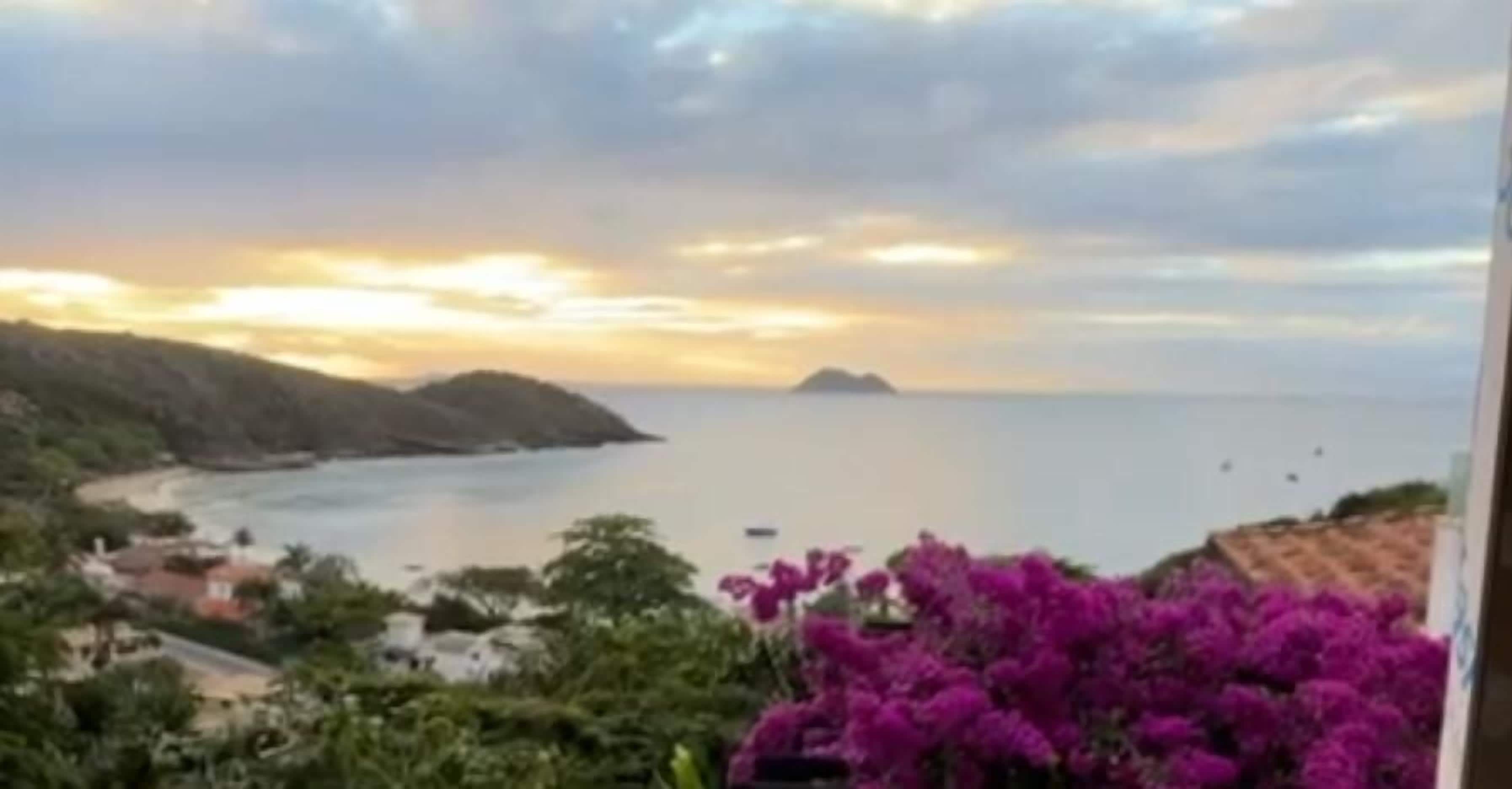 Minibar, caja de seguridad en la habitación y cortinas blackout 