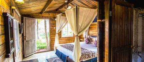 Stórt einbýlishús - 1 svefnherbergi - sjávarsýn - vísar að garði (Wooden) | Rúmföt úr egypskri bómull, rúmföt af bestu gerð