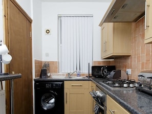 Appartement, salle de bains privée (Occupancy 7) | Cuisine partagée