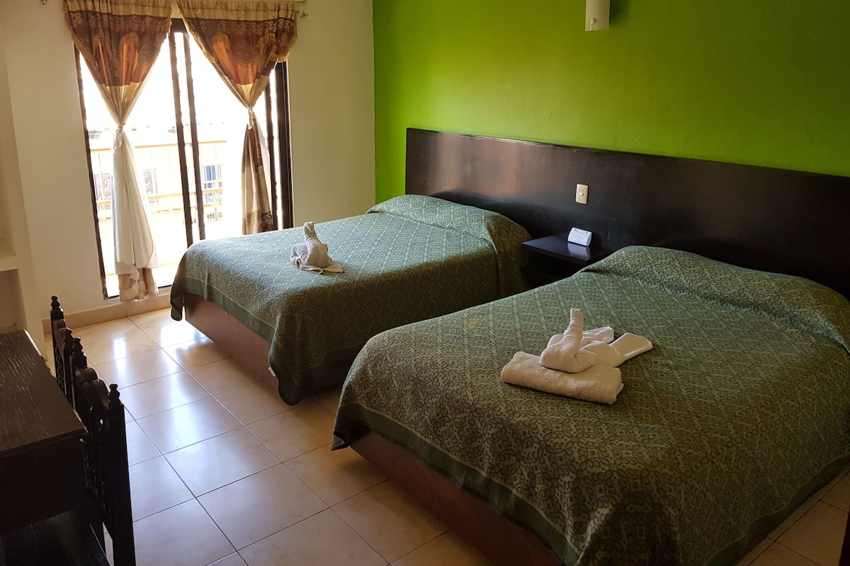 Standard Room, 2 Double Beds | WiFi (free)