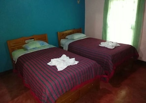 Standard-Vierbettzimmer, 2 Doppelbetten